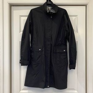 PATAGONIA women’s lightweight windbreaker, size XL